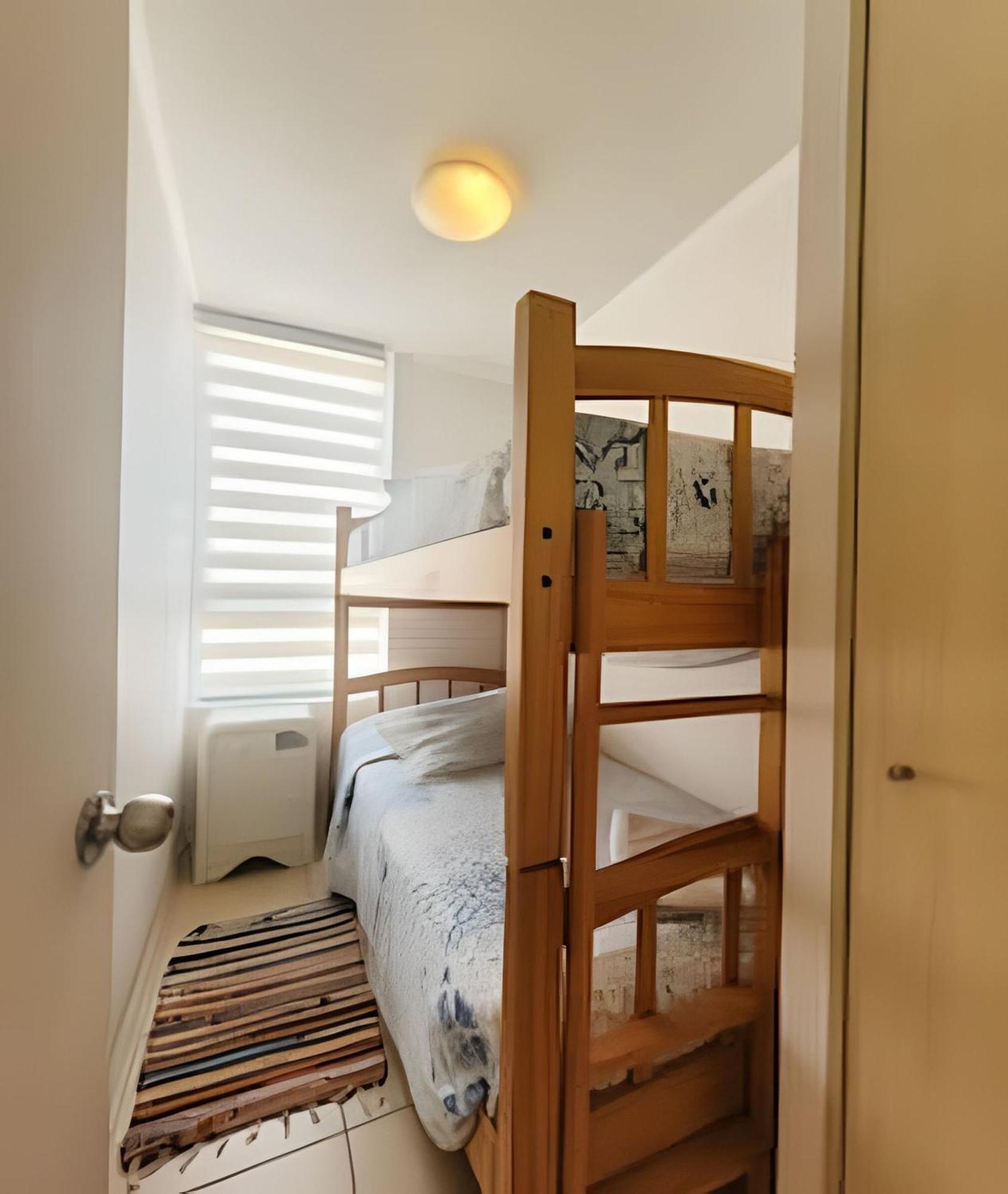 Apartamento Excelente Ubicacion 3d2b Piso 9 *